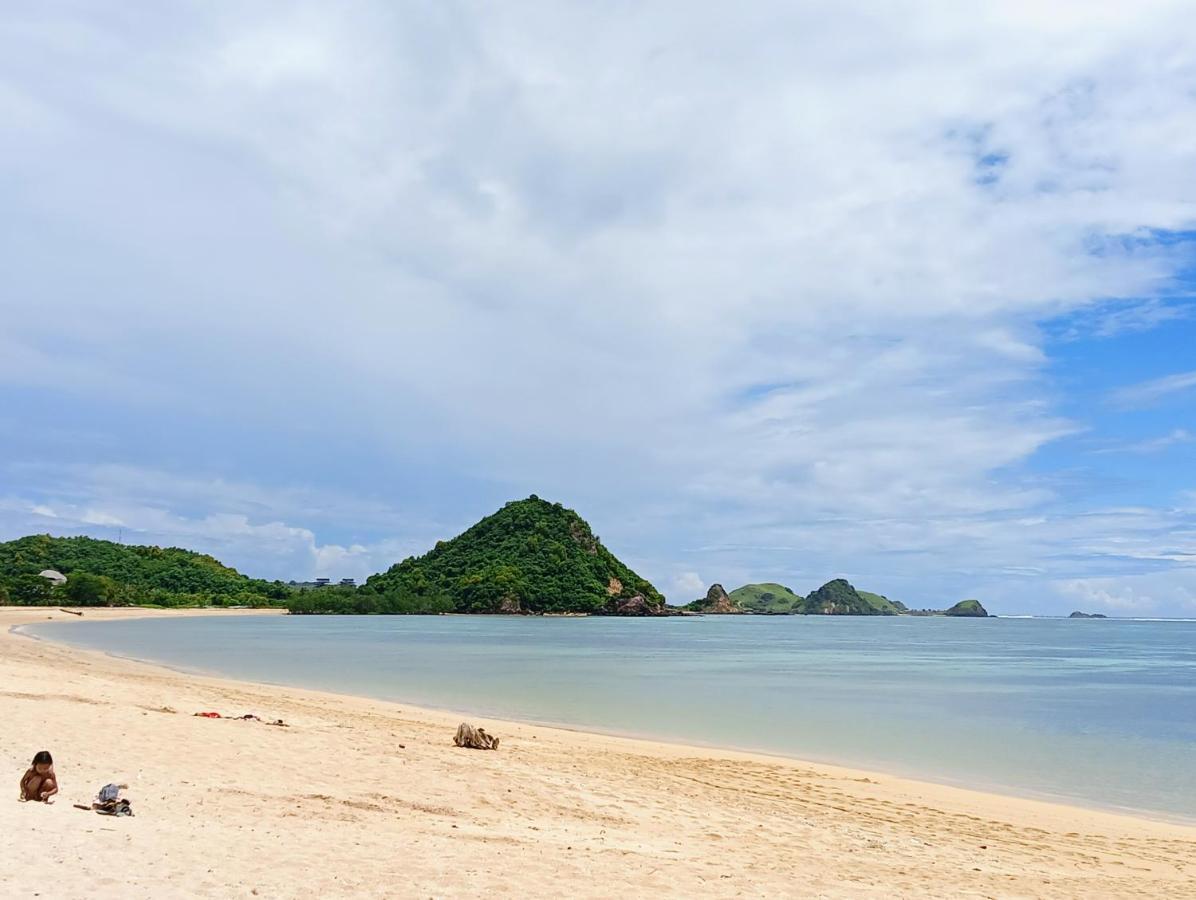 Ayu Homestay Kuta  Εξωτερικό φωτογραφία